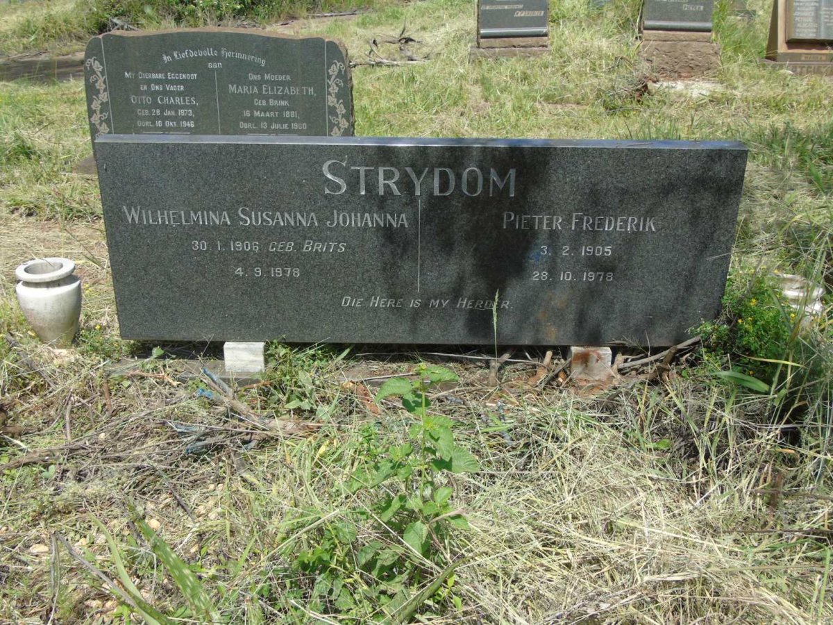 STRYDOM Pieter Frederik 1905-1978 & Wilhelmina Susanna Johanna BRITS 1906-1978