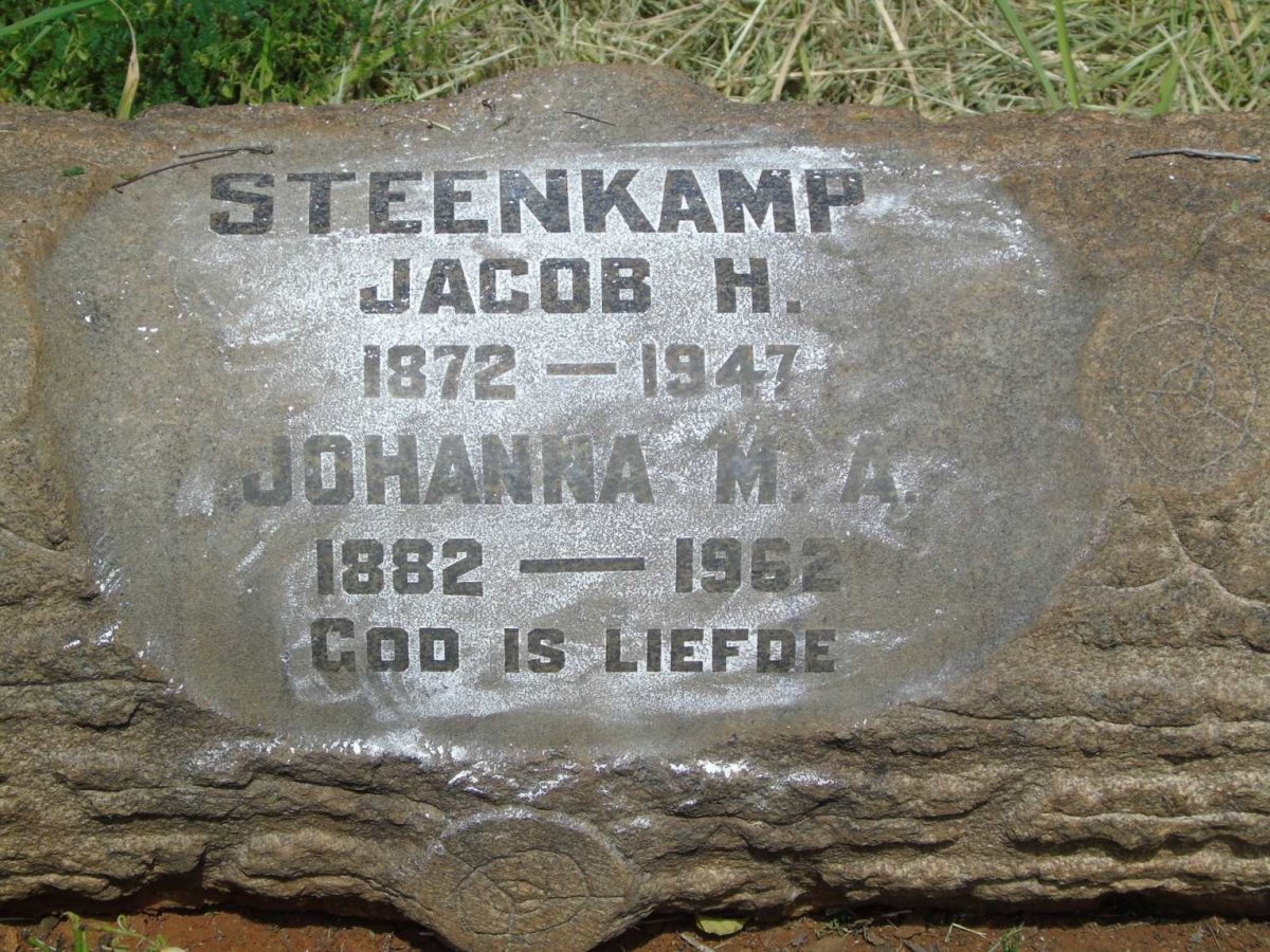 STEENKAMP Jacob H. 1872-1947 & Johanna M.A. 1882-1962