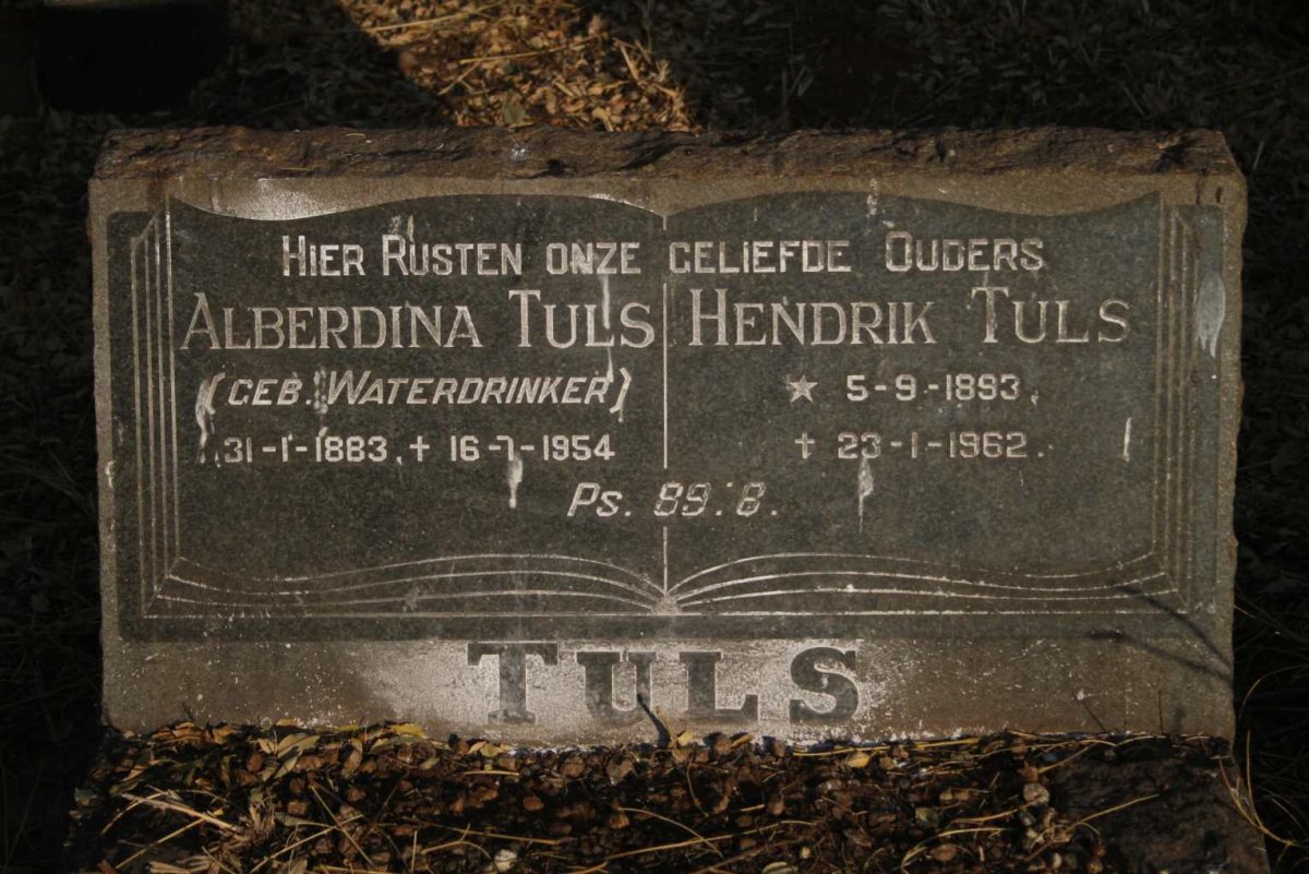 TULS Hendrik 1893-1962 & Alberdina WATERDRINKER 1883-1954