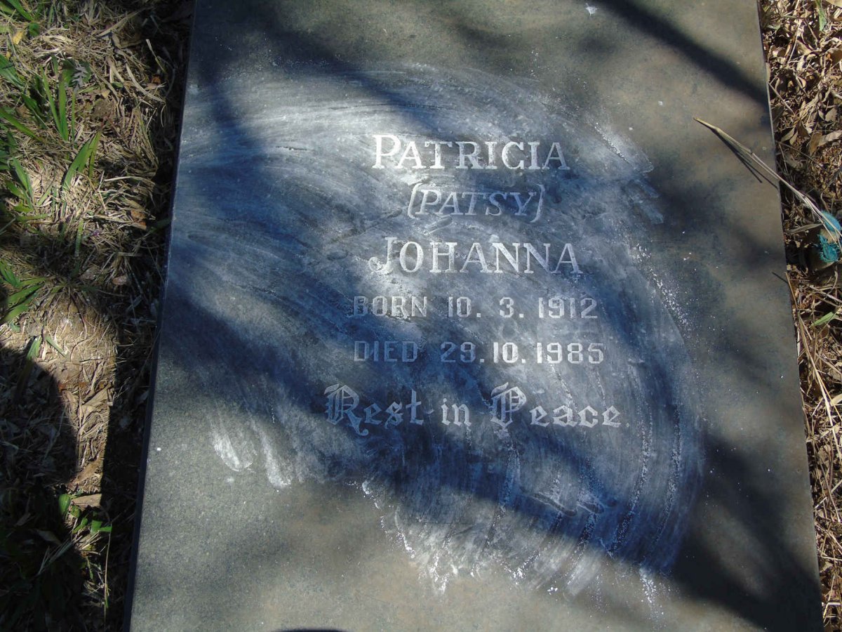 TAKIS Patricia Johanna 1912-1985 _2