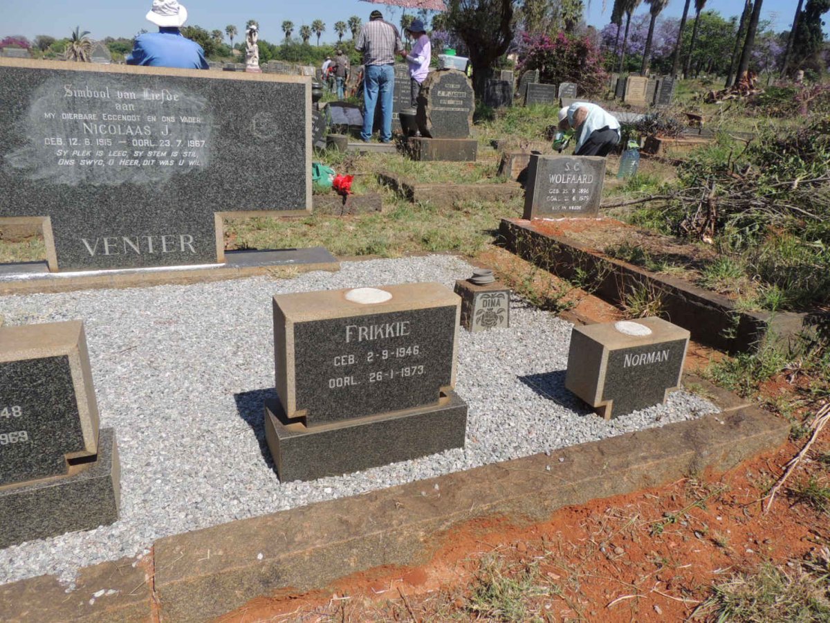 VENTER Nicolaas J. 1915-1967 :: VENTER Frikkie 1946-1973 :: VENTER Dina :: VENTER Norman :: VENTER Nic