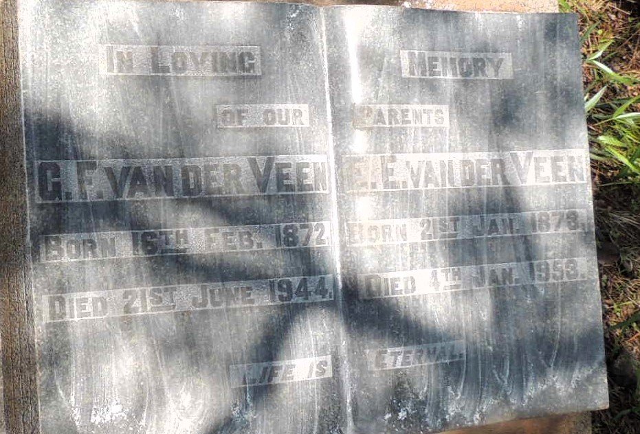 VEEN G.F., van der 1872-1944 & E.E. 1873-1953_2