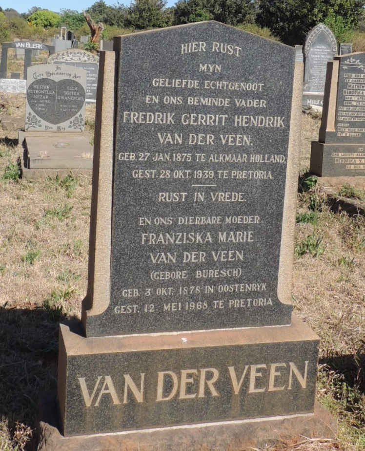 VEEN Fredrik Gerrit Hendrik, van der 1875-1939 &amp; Franziska Marie BURESCH 1878-1968