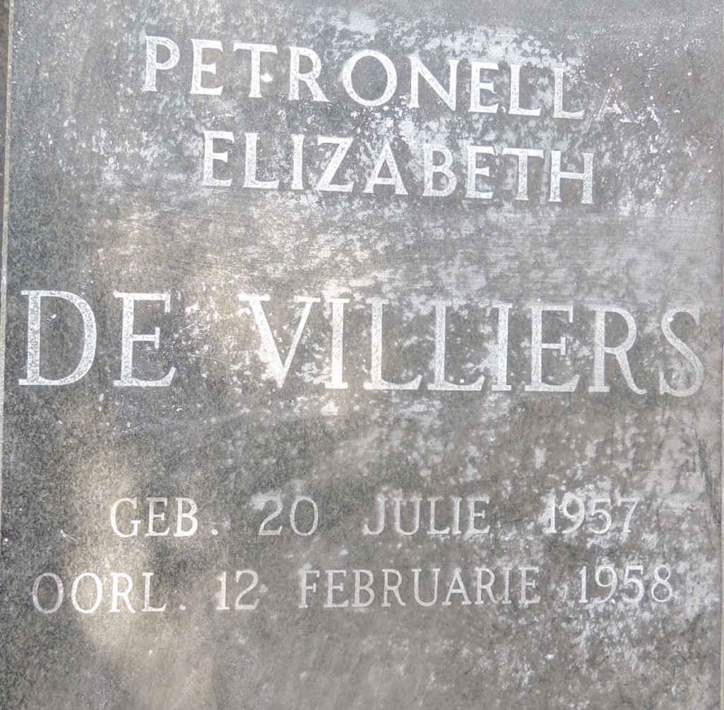 VILLIERS Petronella Elizabeth, de 1957-1958