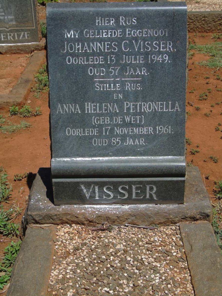 VISSER Johannes C. -1949 & Anna Helena Petronella DE WET -1961