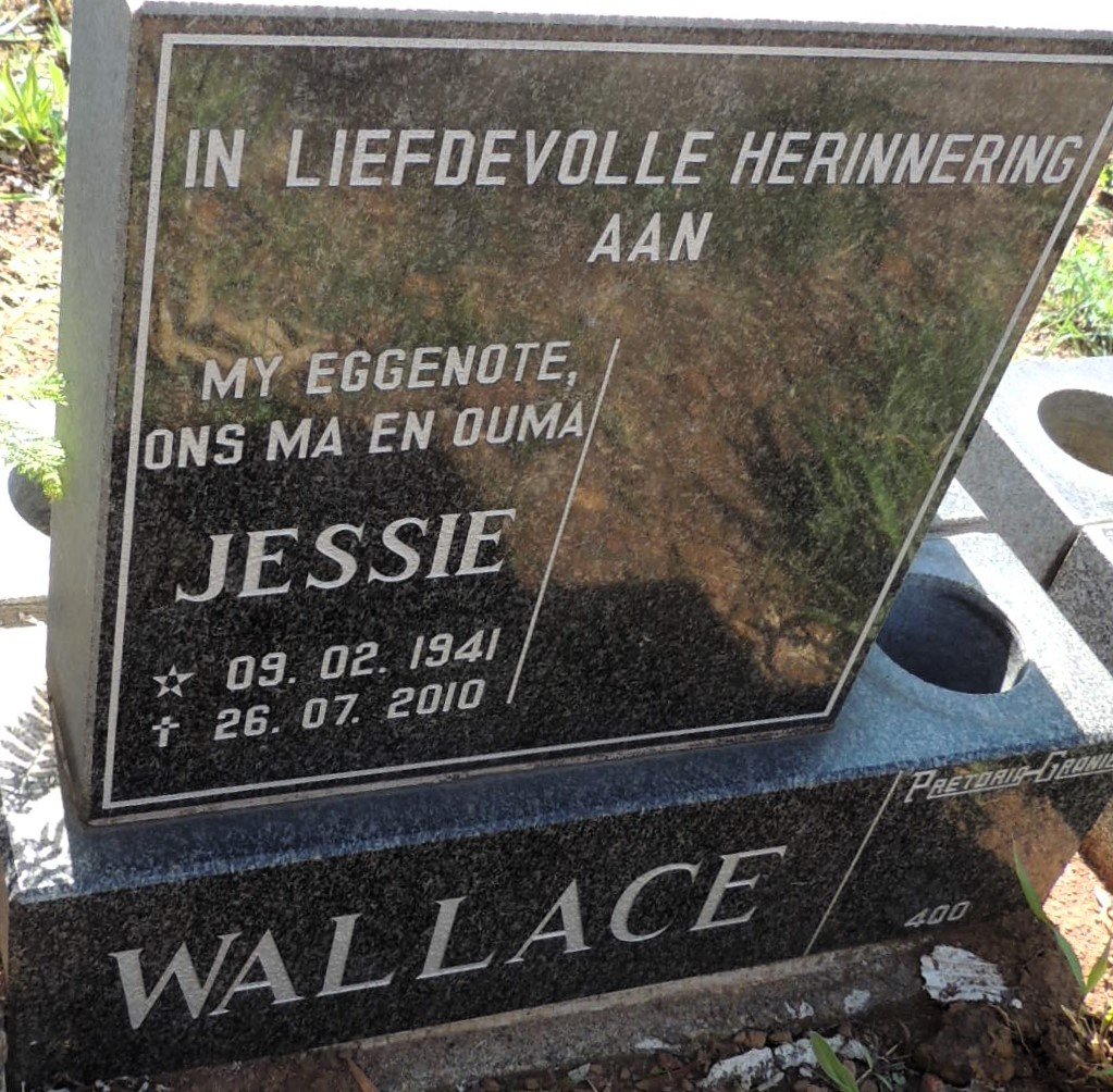 WALLACE Jessie 1941-2010