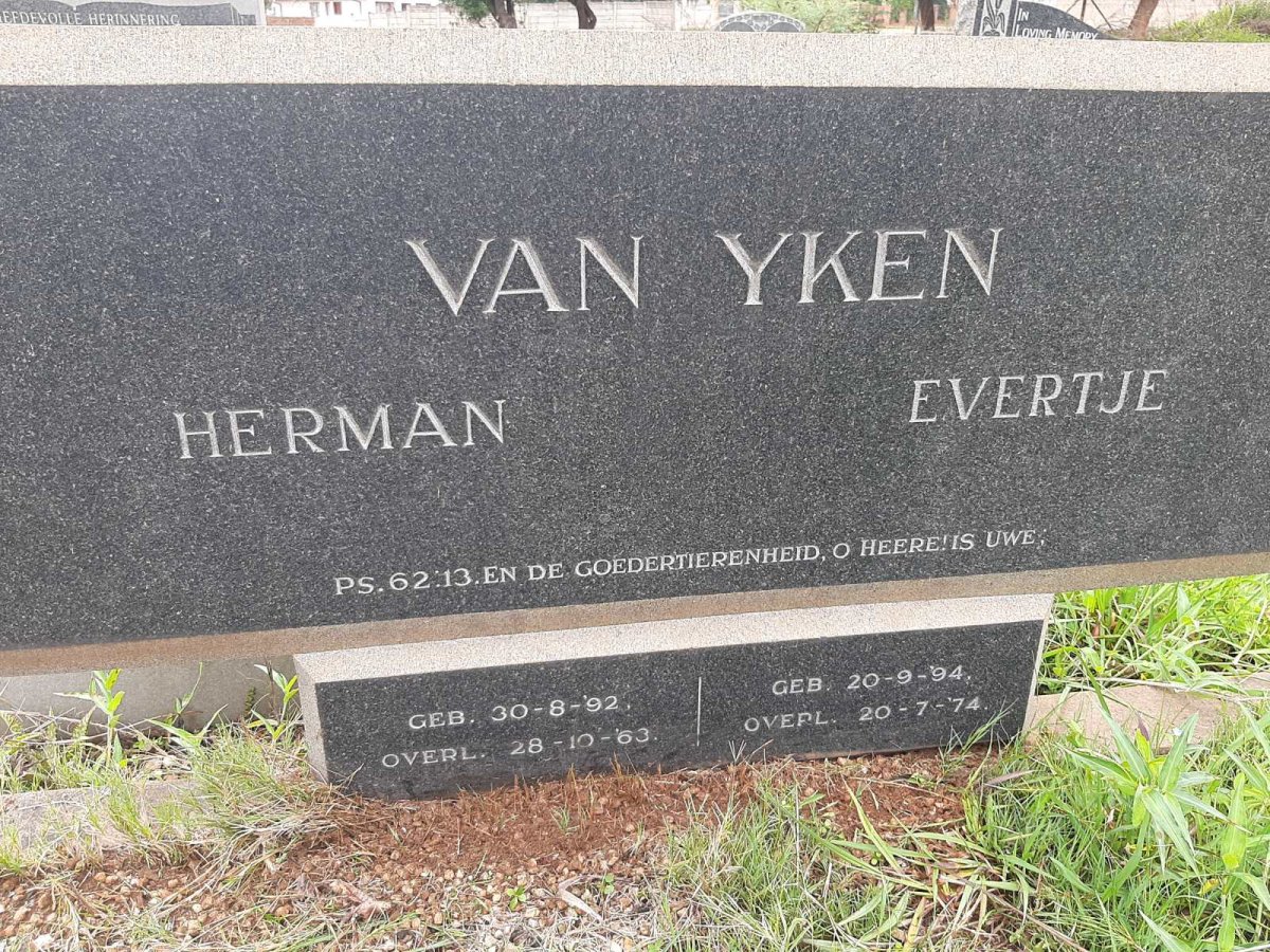YKEN Herman, van 1892-1963 &amp; Evertje 1894-1974