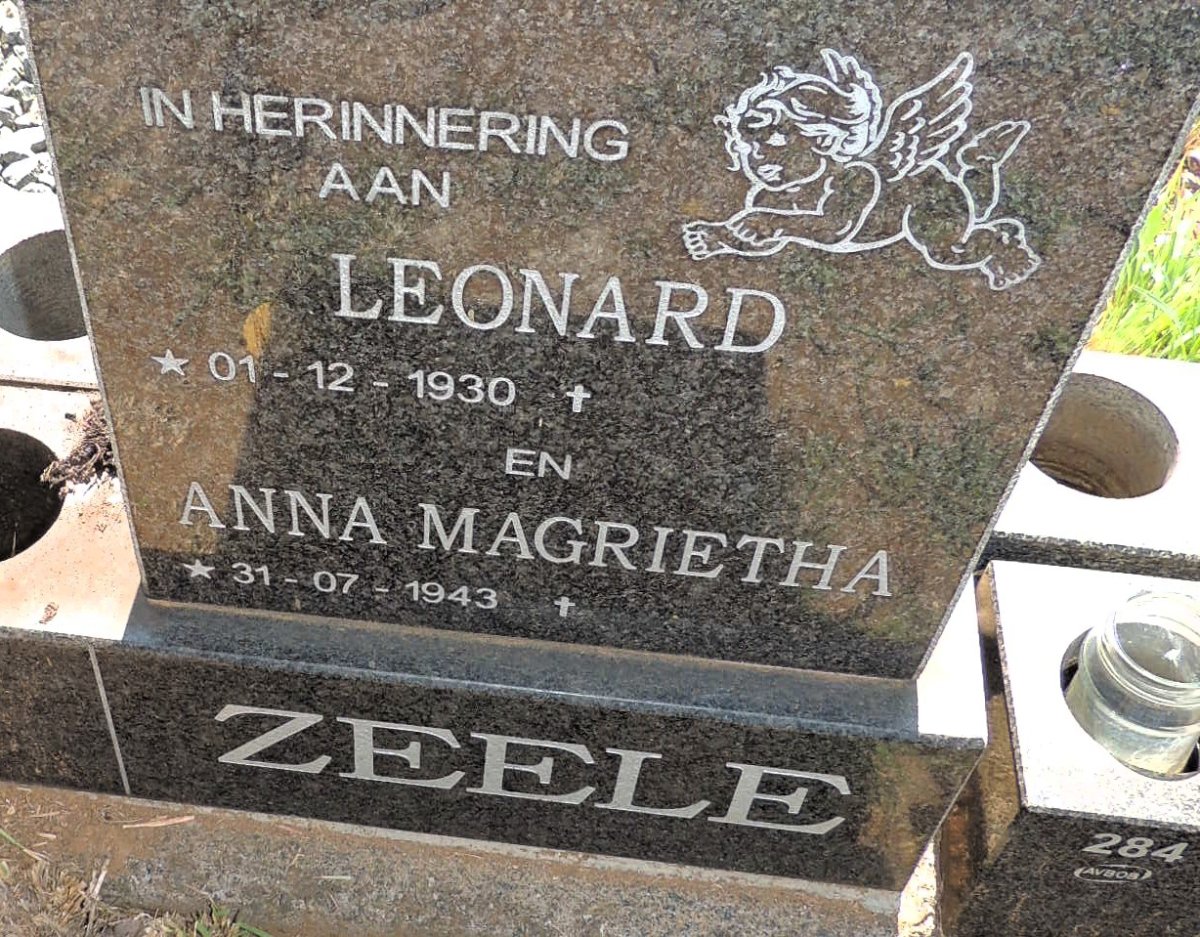 ZEELE Leonard 1930-  & Anna Magrietha 1943- 