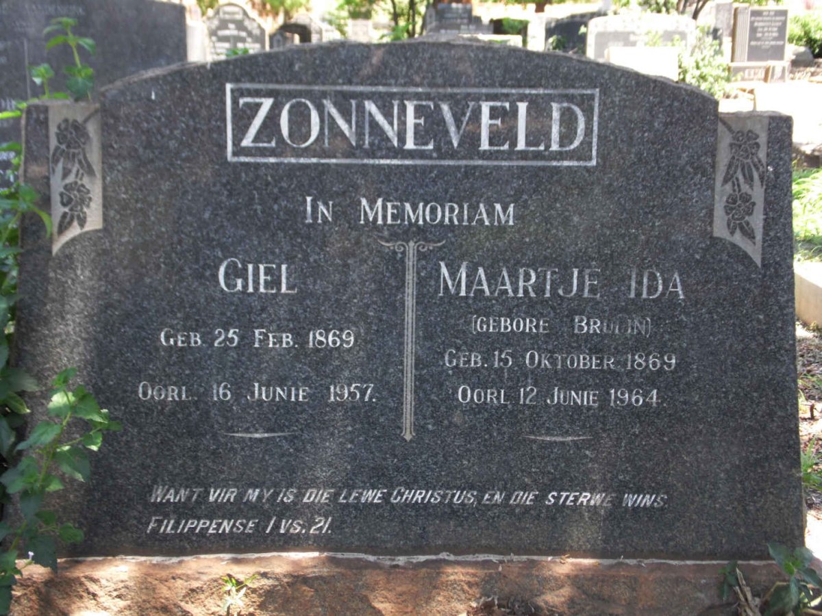 ZONNEVELD Giel 1869-1957 &amp; Maartje Ida BRUIJN 1869-1964