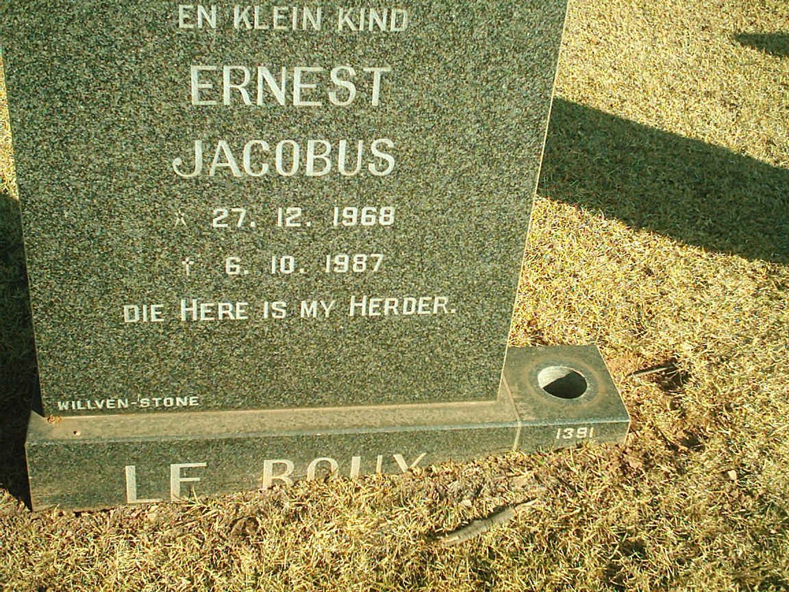ROUX Ernest Jacobus, le 1968-1987