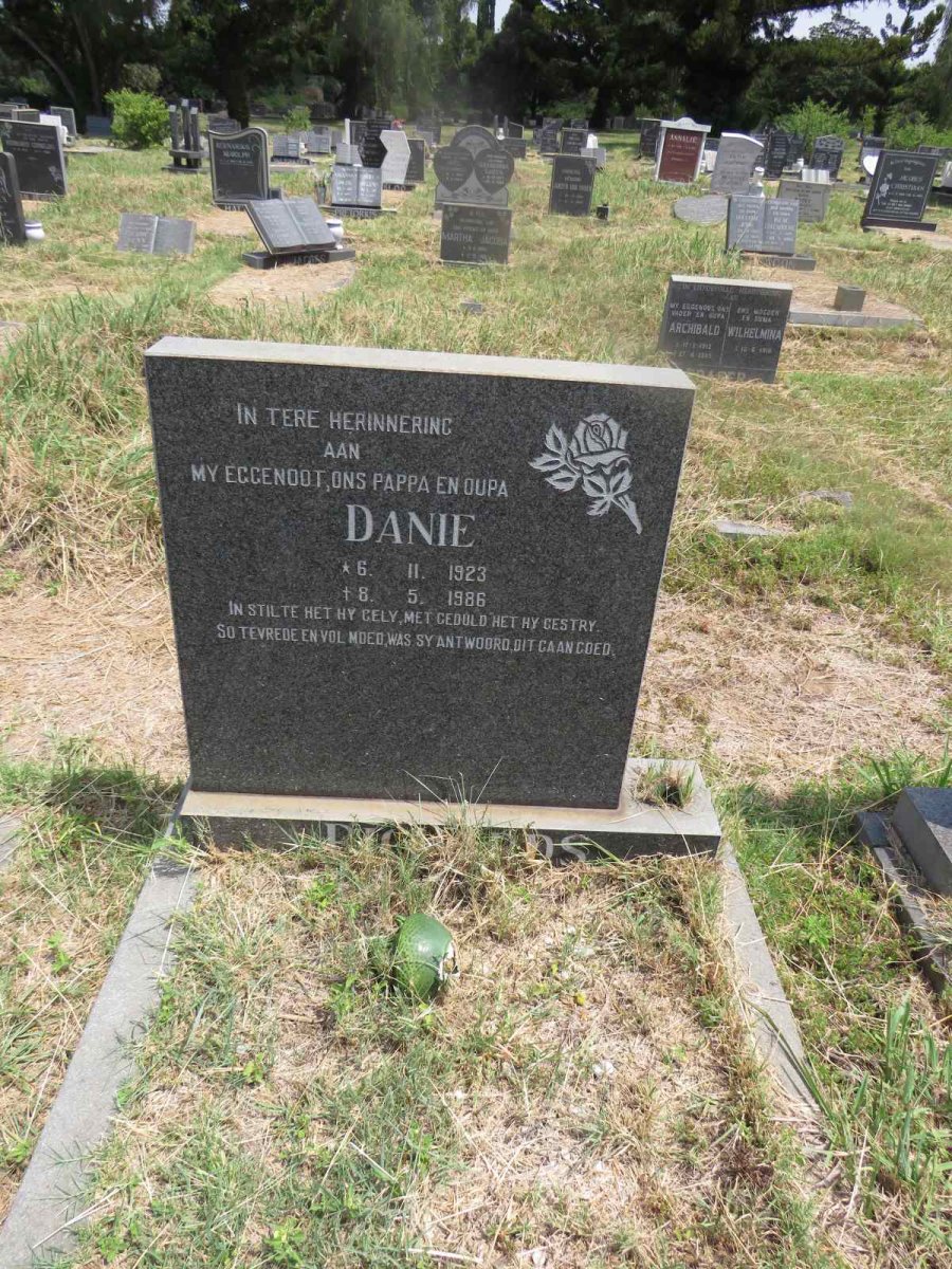 ? Danie 1923-1986