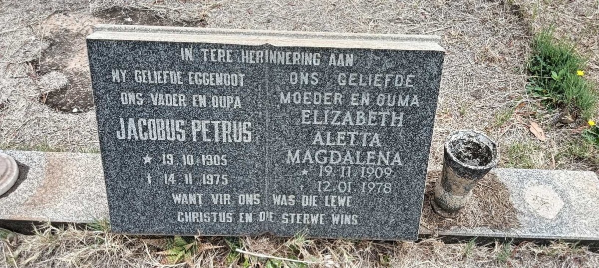 ? Jacobus Petrus 1905-1975 & Elizabeth Aletta Magdalena 1909-1978