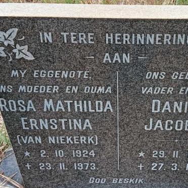 ? Daniel Jacobus 1922-1985 & Rosa Mathilda Ernstina VAN NIEKERK  1924-1973
