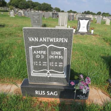ANTWERPEN D.J., van 1939-2014 & M.M.M. 1933-2016