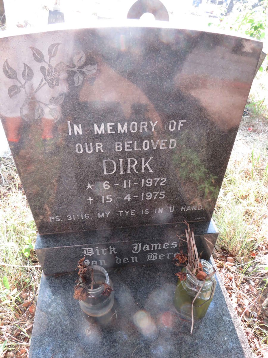 BERG Dirk James, van den 1972-1975