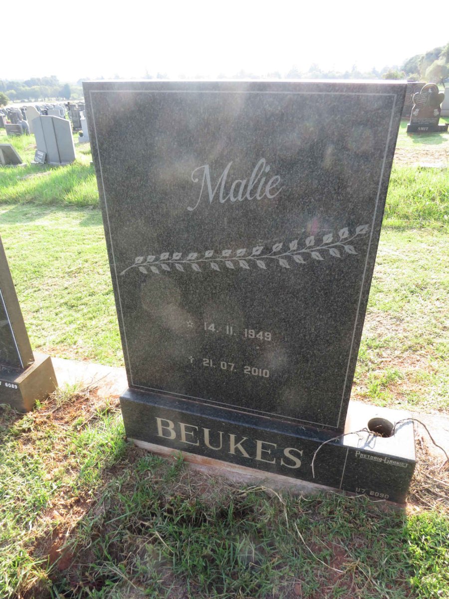 BEUKES Malie 1949-2010