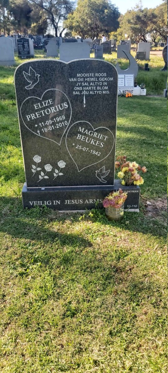 BEUKES Magriet 1942- :: PRETORIUS Elize 1969-2010