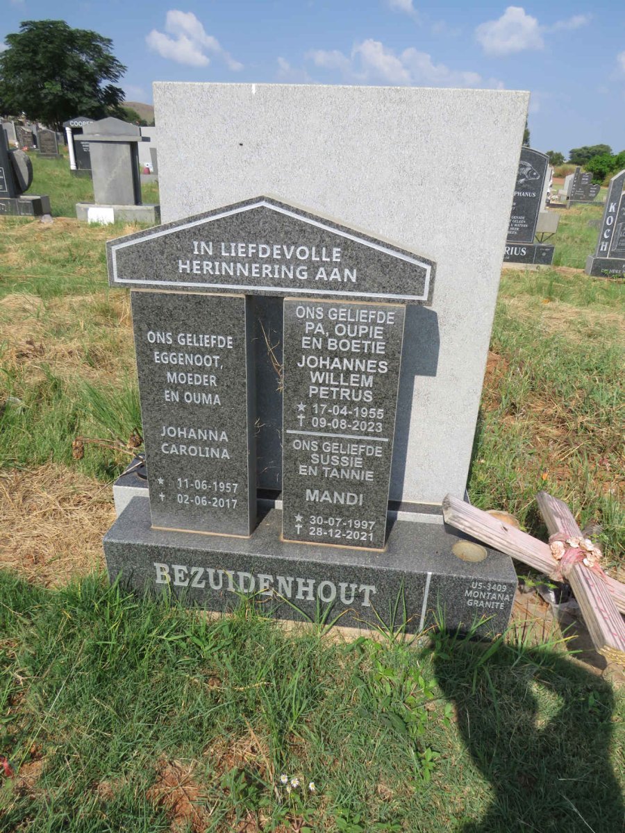 BEZUIDENHOUT Johannes Willem Petrus 1955-2023 & Johanna Carolina 1957-2017 :: BEZUIDENHOUT Mandi 1997-2021