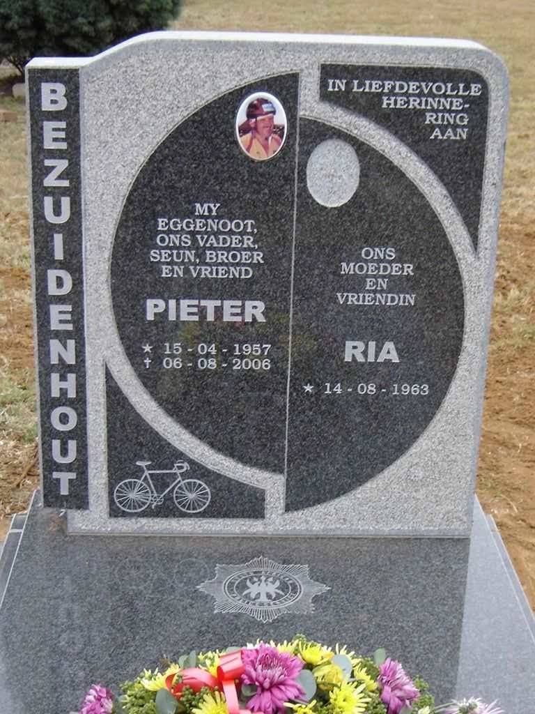 BEZUIDENHOUT Pieter 1957-2006 &amp; Ria 1963-