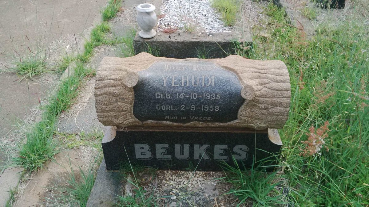 BEUKES Yehudi 1935-1958