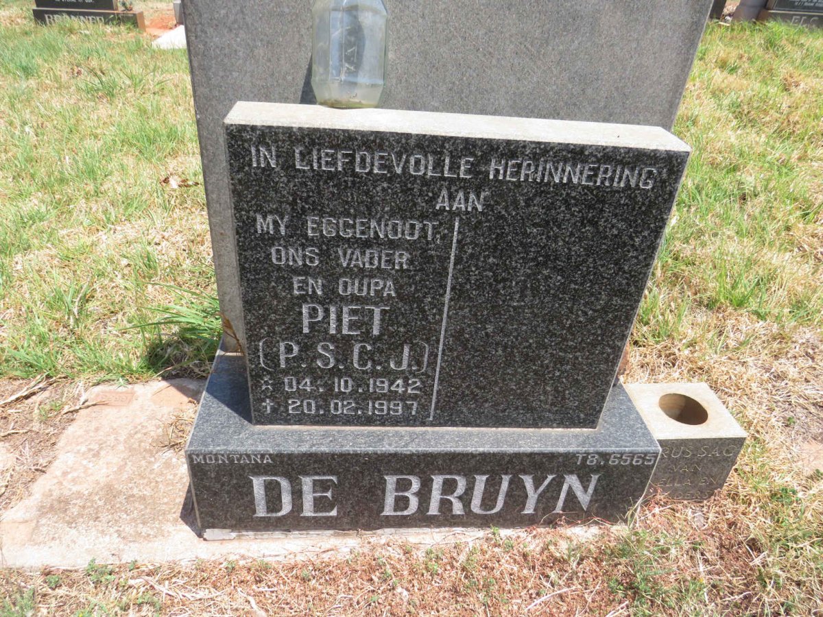 BRUYN P.S.C.J., de 1942-1997