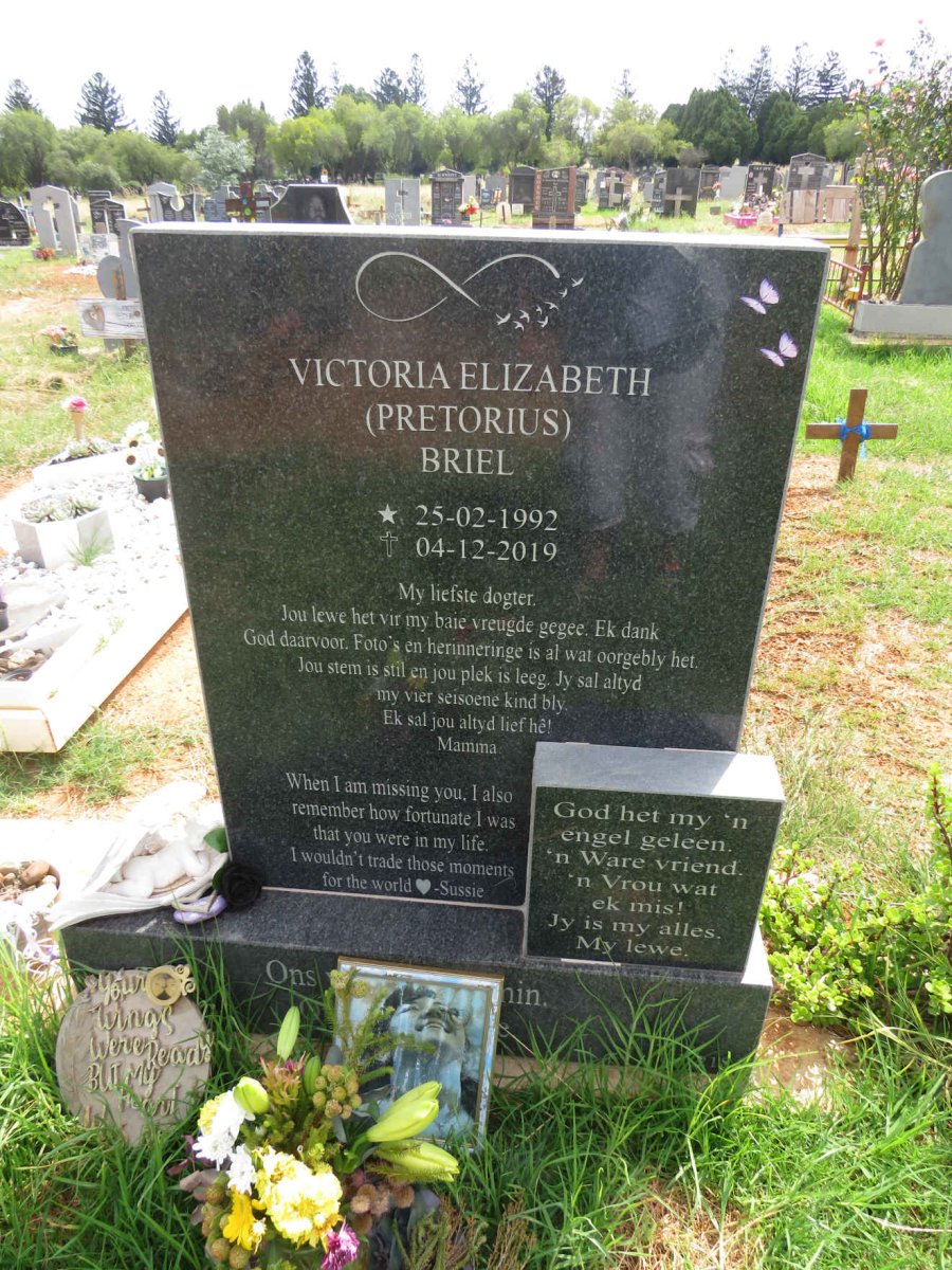 BRIEL Victoria Elizabeth nee PRETORIUS 1992-2019