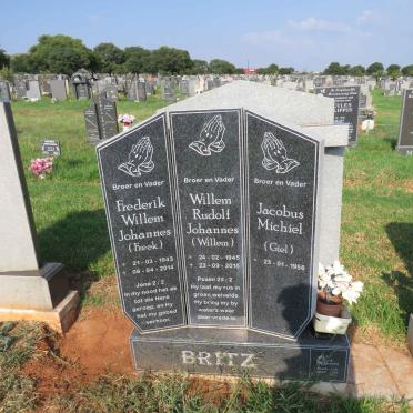 BRITZ Frederik Willem Johannes 1943-2014 :: BRITZ Willem Rudolf Johannes 1945-2015 :: BRITZ Jacobus Michiel 1956-