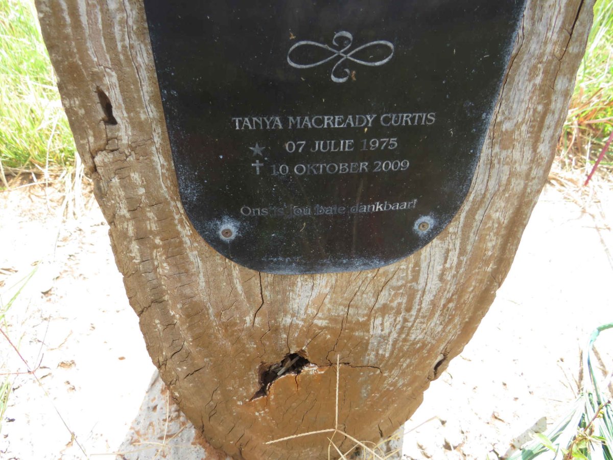 CURTIS Tom MACREADY 1946-2018 :: MACREADY CURTIS Tanya 1975-2009 _2