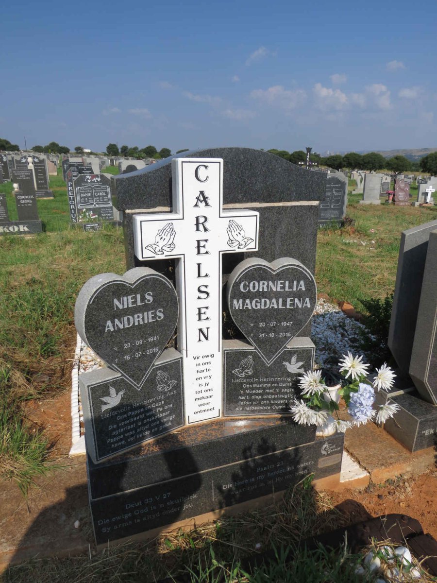 CARELSEN Niels Andries 1941-2015 & Cornelia Magdalena 1947-2015 