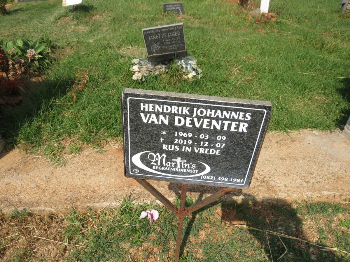 DEVENTER Hendrik Johannes, van 1969-2019