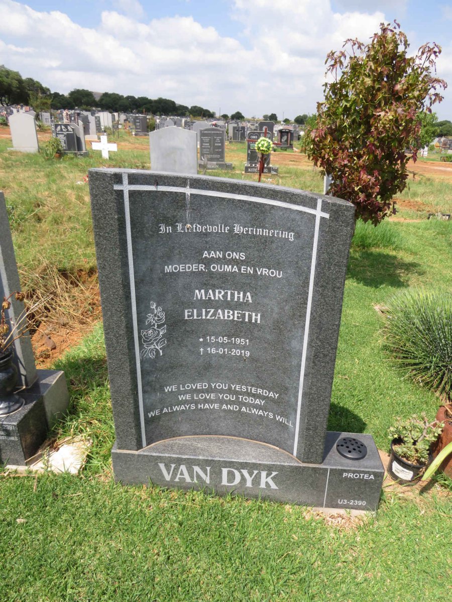 DYK Martha Elizabeth, van 1951-2019