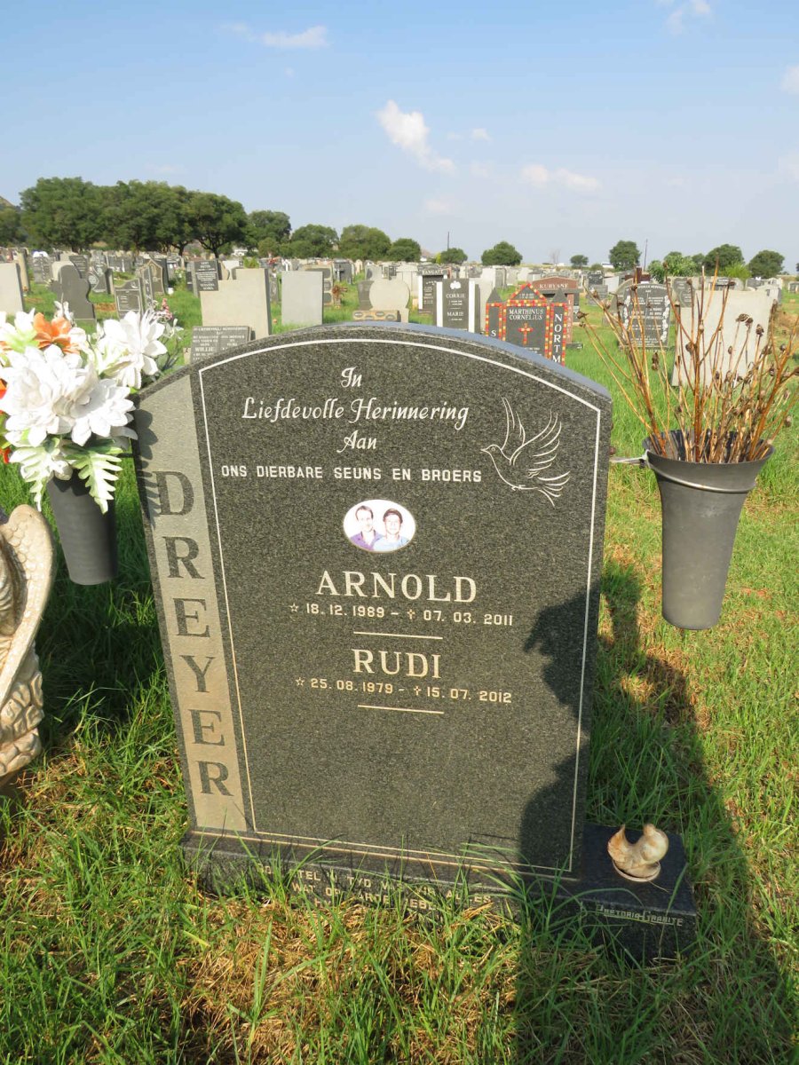 DREYER Arnold 1989-2011 :: DREYER Rudi 1979-2012