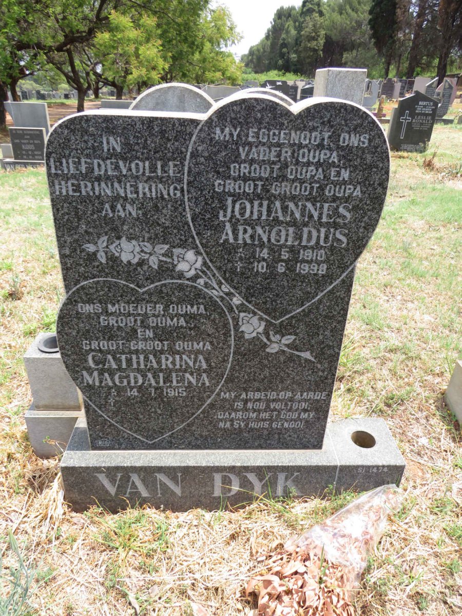 DYK Johannes Arnoldus, van 1910-1998 & Catharina Magdalena 1915- 