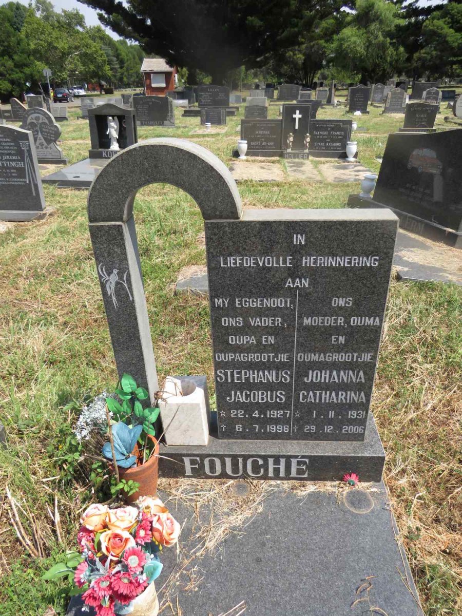 FOUCHE Stephanus Jacobus 1927-1996 & Johanna Catharina 1931-2006