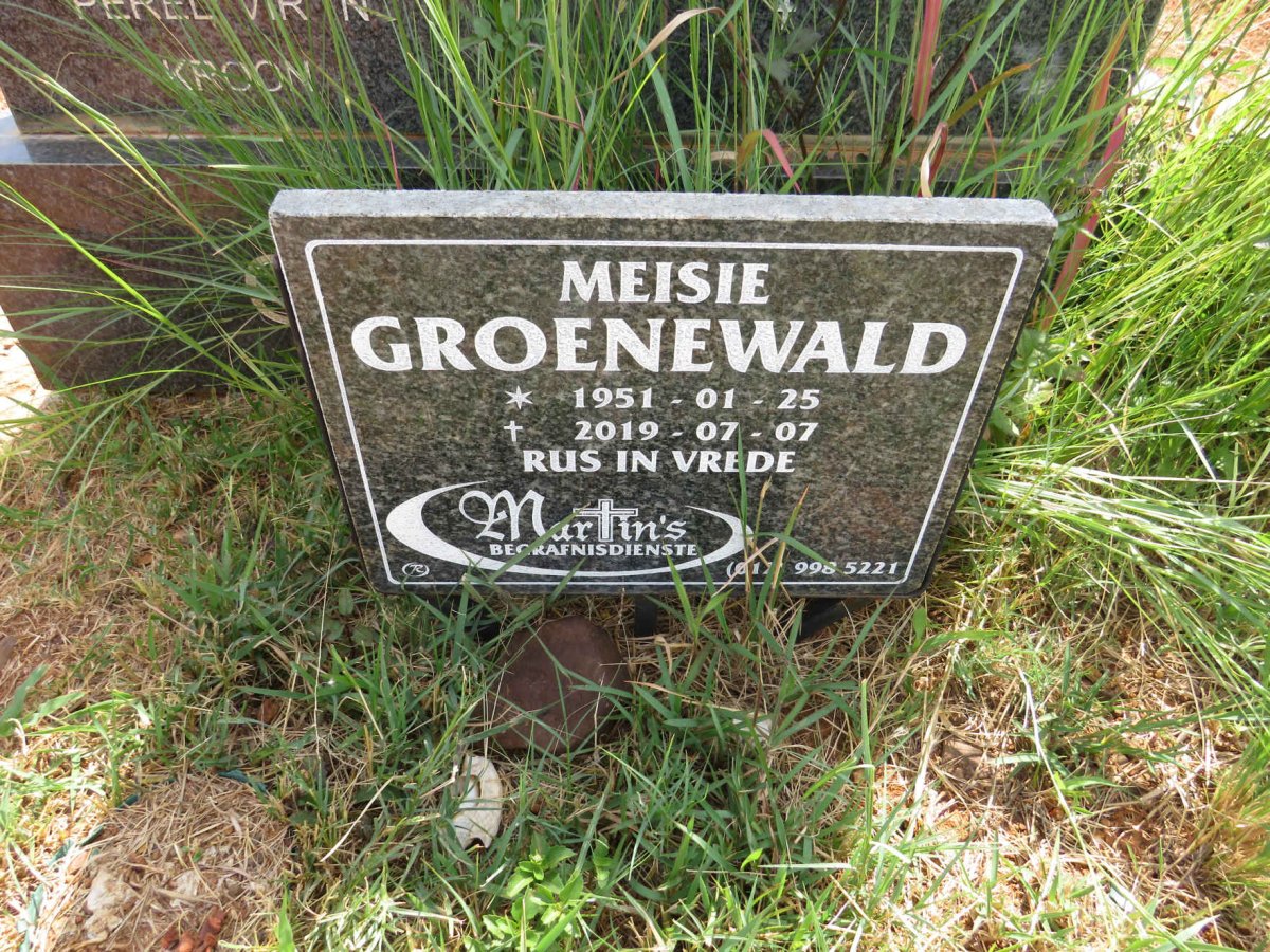 GROENEWALD Meisie 1951-2019
