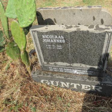 GUNTER Nicolaas Johannes 1942-2002