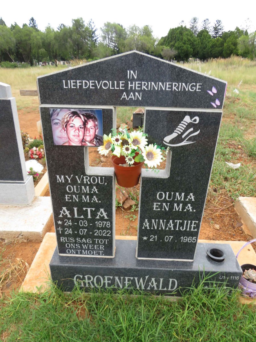 GROENEWALD Annatjie 1965- :: GROENEWALD Alta 1978-2022