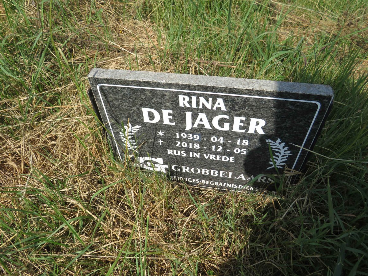 JAGER Rina, de 1939-2018 