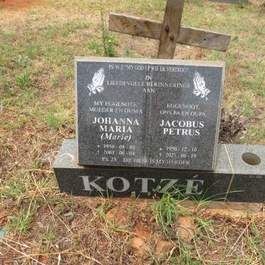 KOTZE Jacobus Petrus 1950-2021 & Johanna Maria 1950-2003