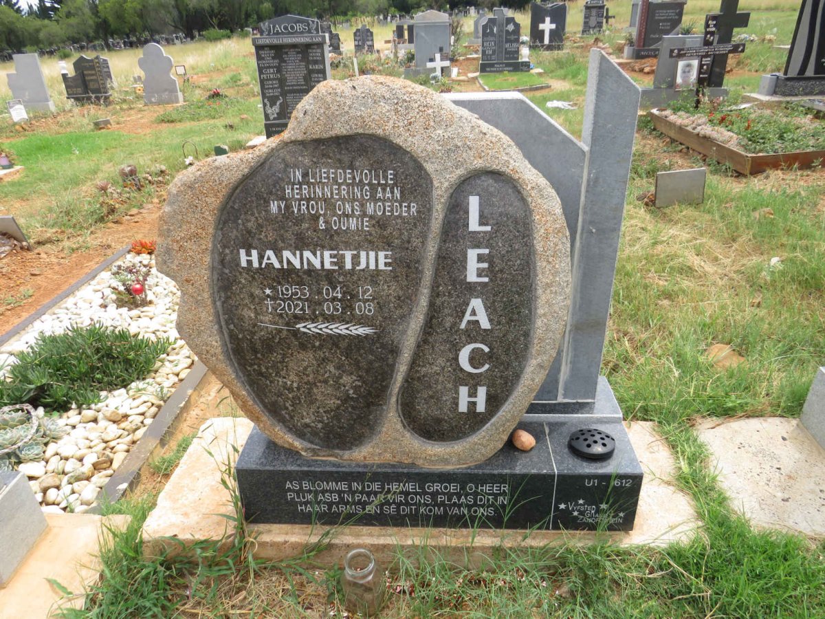 LEACH Hannetjie 1953-2021