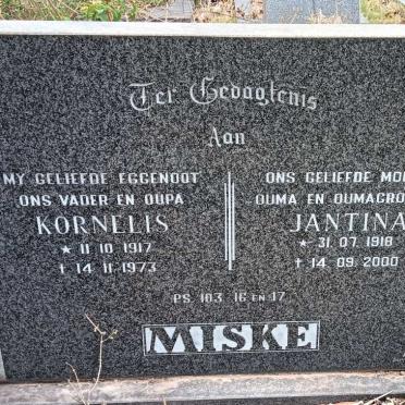MISKE Kornelis 1917-1973 & Jantina 1918-2000 
