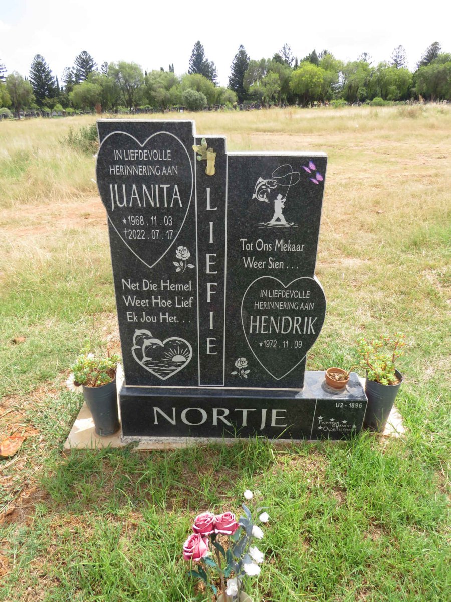 NORTJE Hendrik 1972- & Juanita 1968-2022