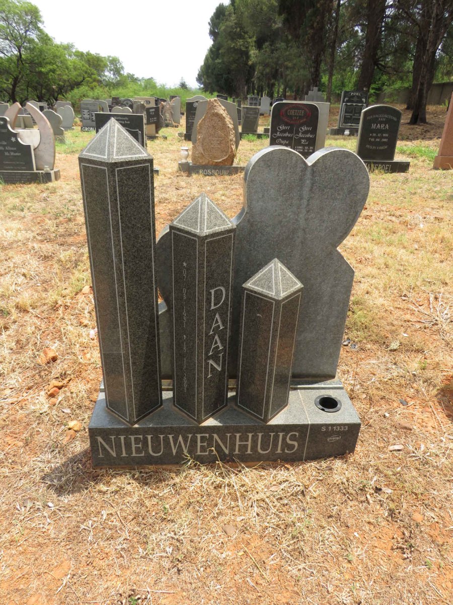 NIEUWENHUIS Daan 1951-2001 _1