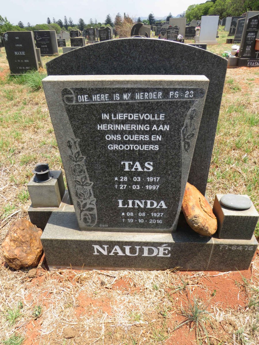 NAUDE Tas 1917-1997 & Linda 1927-2016
