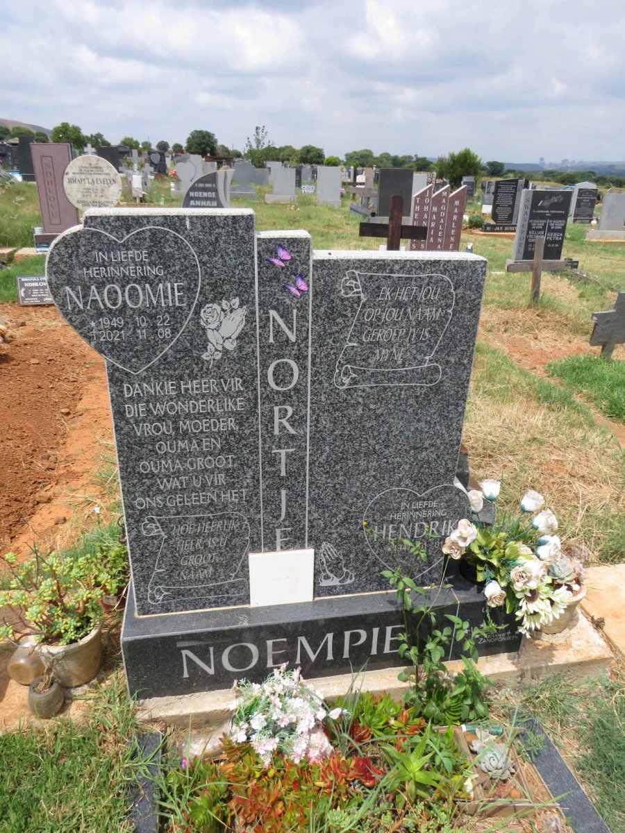 NORTJE Hendrik 1947- & Naoomie 1949-2021 