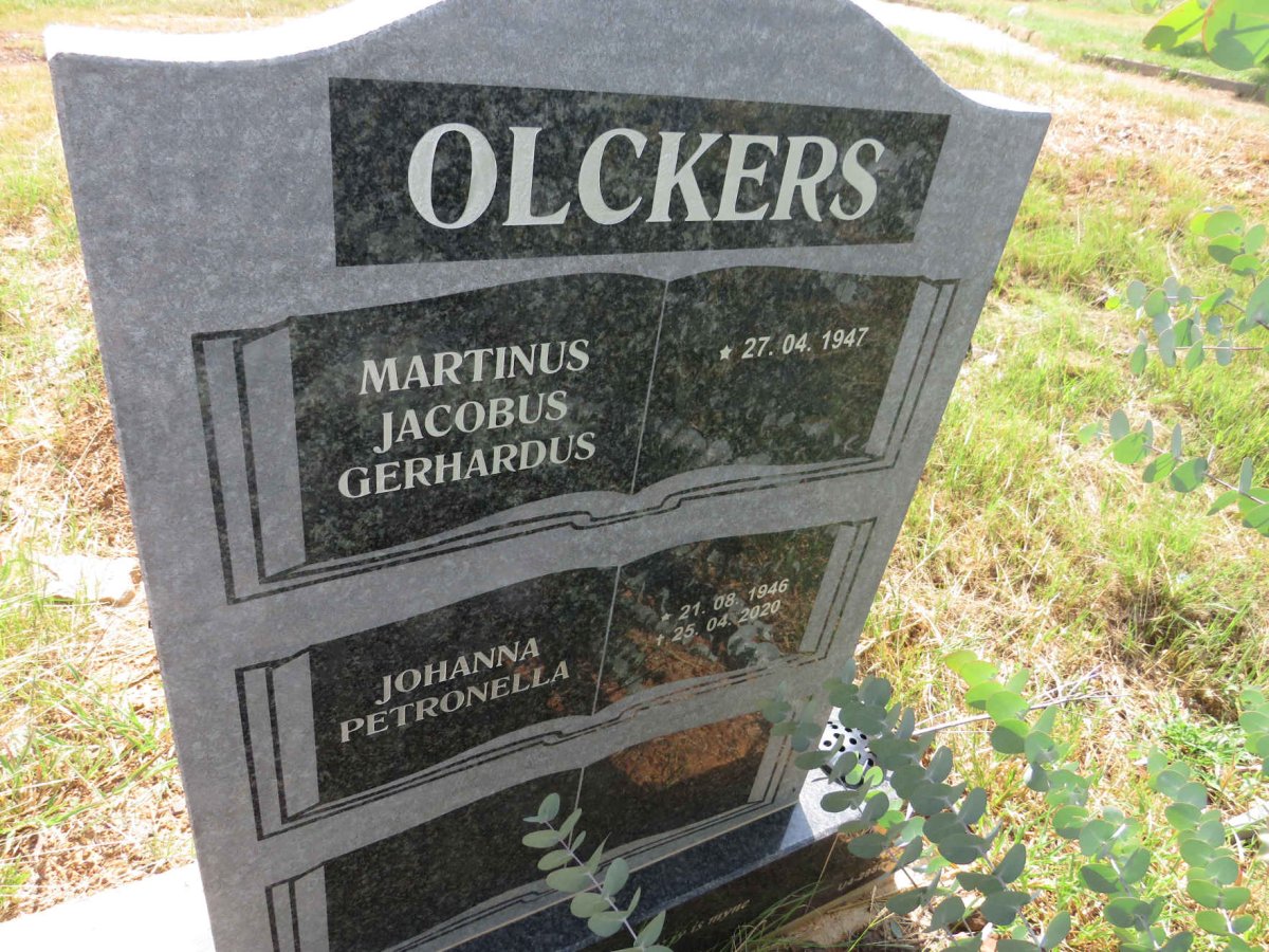 OLCKERS Martinus Jacobus Gerhardus 1947- & Johanna Petronella 1946-2020