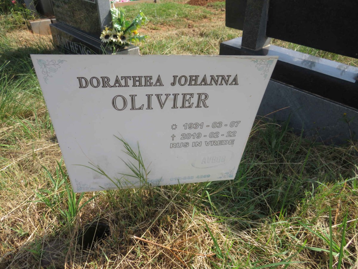 OLIVIER Dorathea Johanna 1931-2019