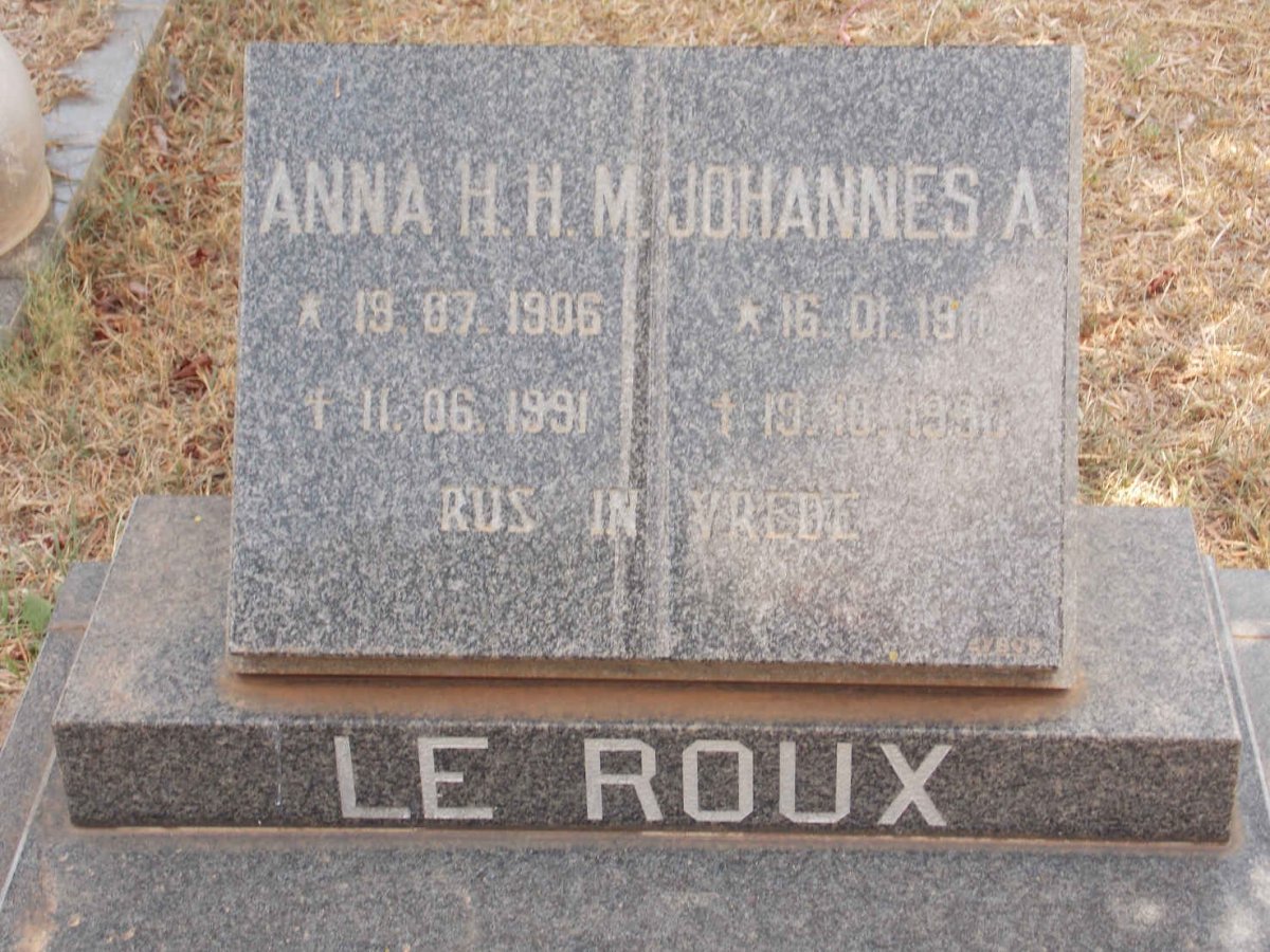 ROUX Johannes A., le 19??-1990 &amp; Anna H.H.M. 1906-1991