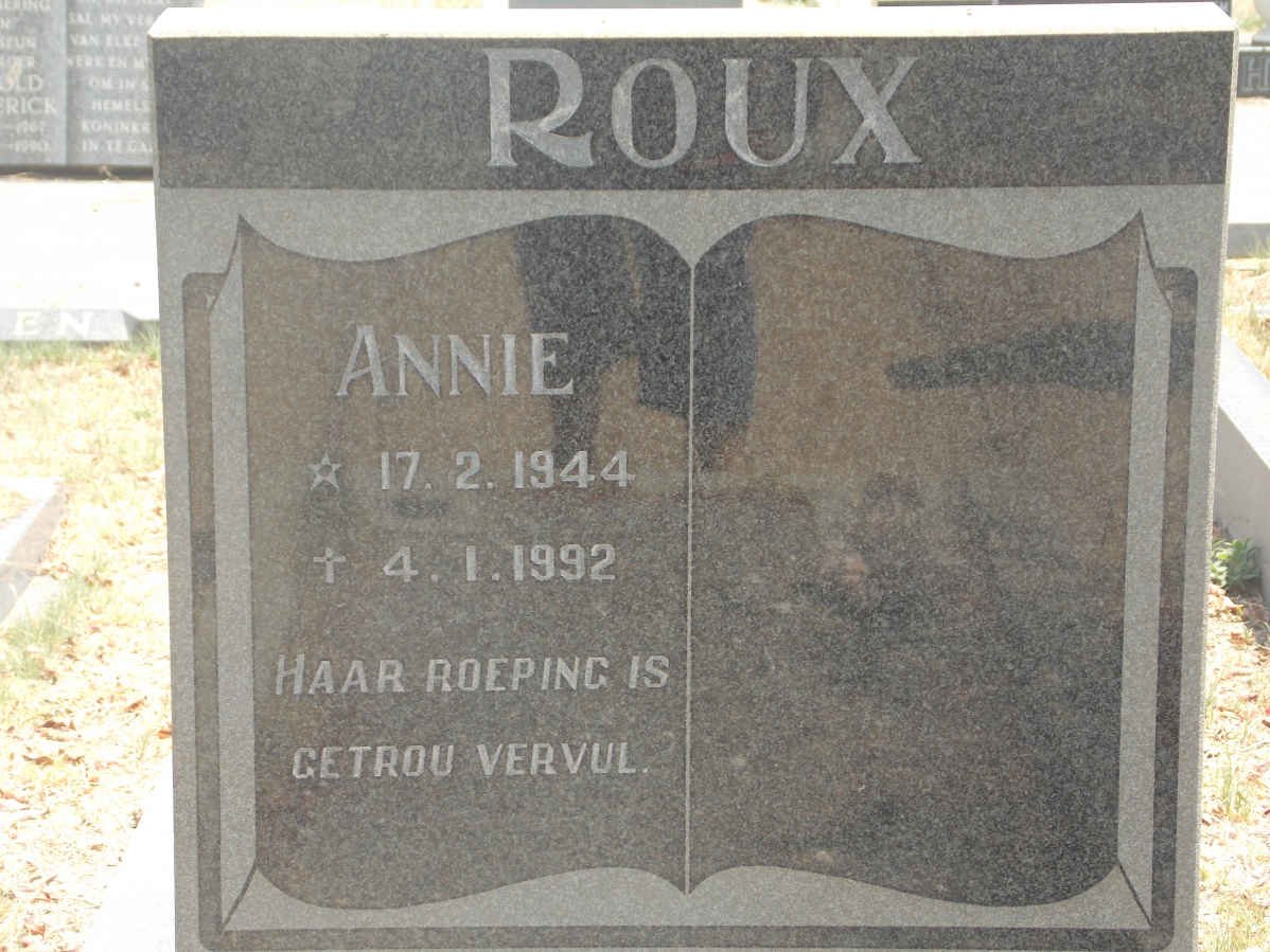ROUX Annie 1944-1992