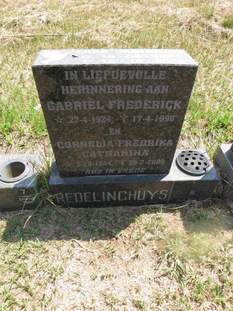 REDELINGHUYS Gabriel Frederick 1924-1996 & Cornelia Fredrika Catharina 1934-2009